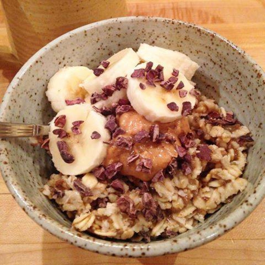 Peanut Butter & Banana Oatmeal Bowl