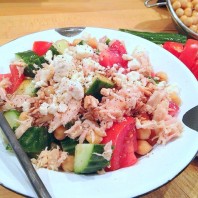 Tomato, Cucumber, Chickpea & Tuna Salad Bowl