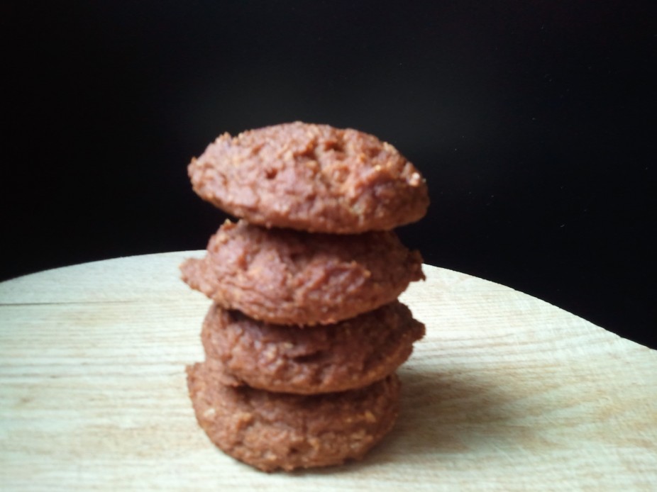 Pumpkin Protein Cookies