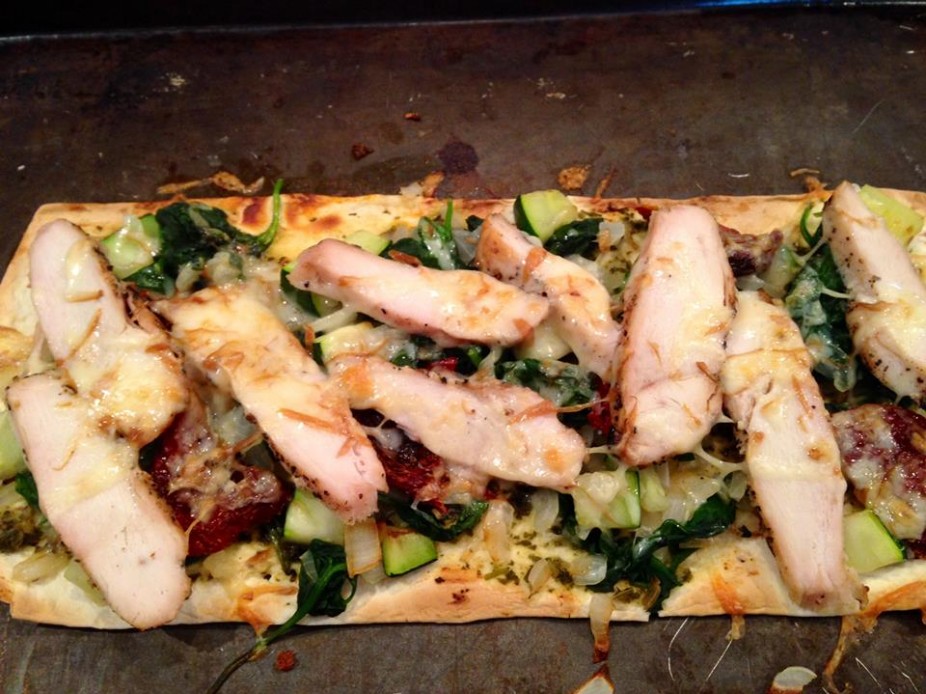 Grilled Chicken & Pesto Pizza
