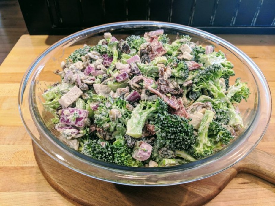 Simple Broccoli Salad