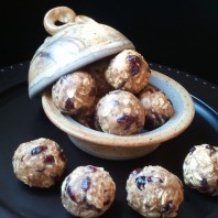 Pb & Fruit Protein Balls