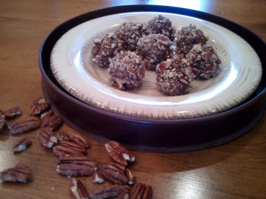 Chocolate Pecan Pie Protein Balls
