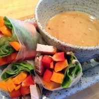 Chicken & Veggie Rice Paper Rolls With Peanut Sauce